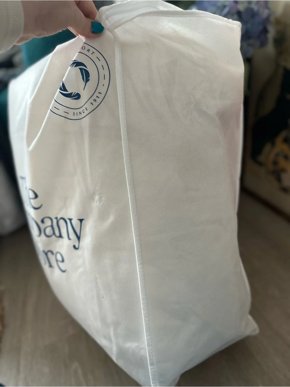 The Company Store All Seasons New Zealand Wool Comforter Full/ Queen Retail $344